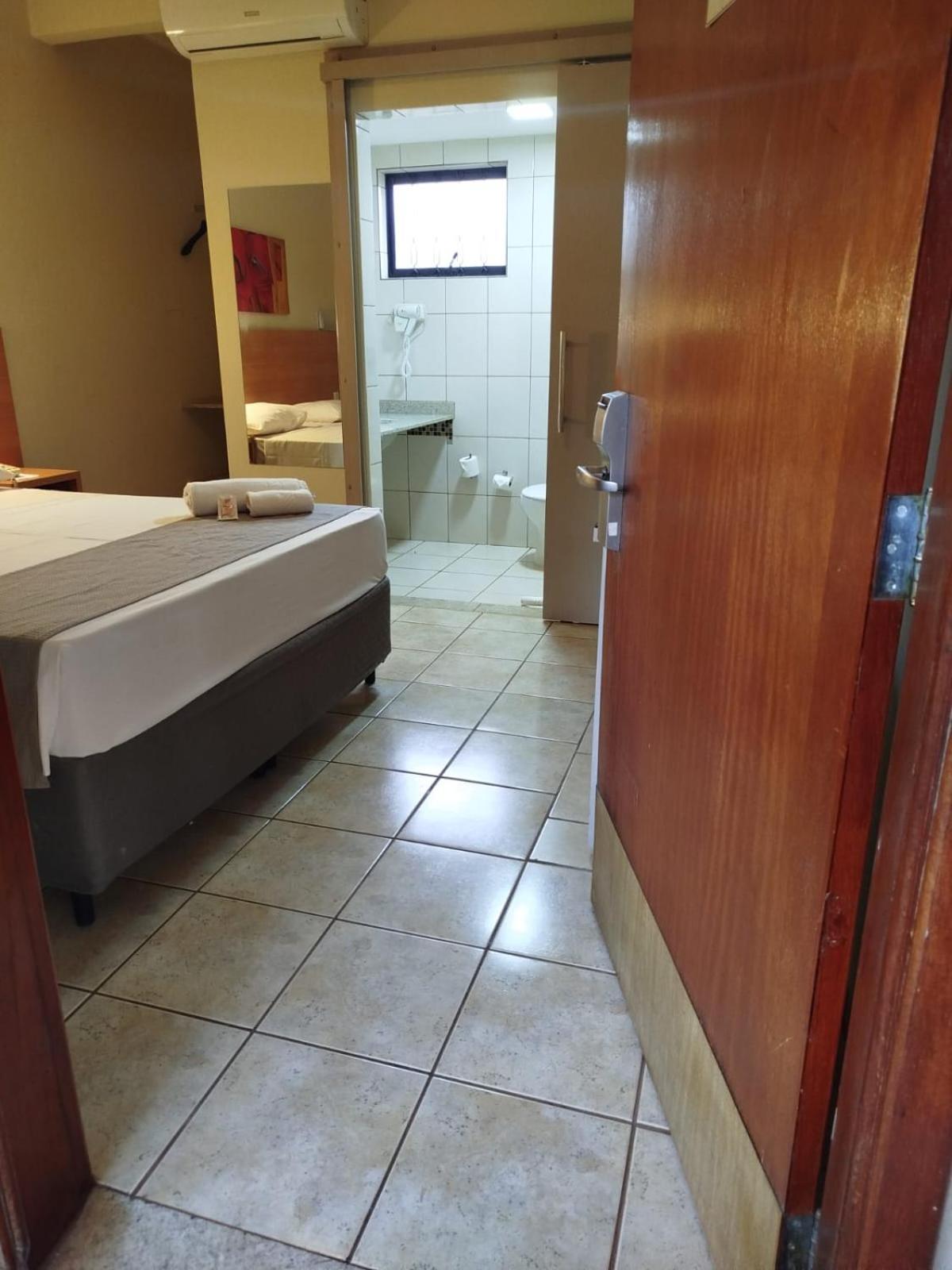 Savana Park Hotel Andradina Exterior photo
